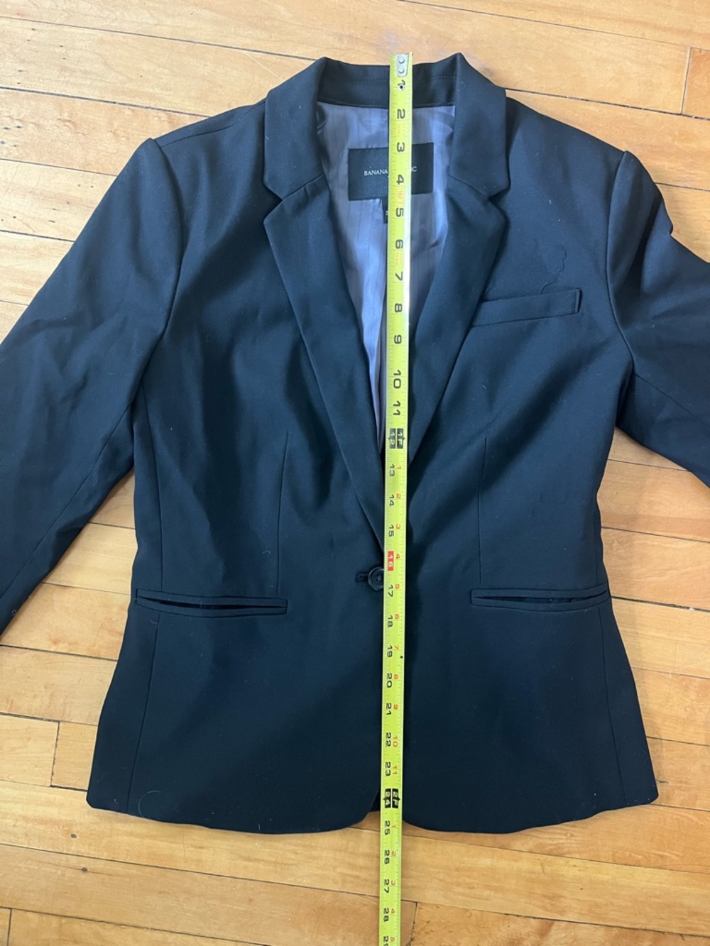 Banana Republic Black Blazer size 2 - Picture 6 of 8